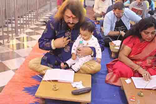 Samuhik Shri Sai Satcharita Paath thumbnail image