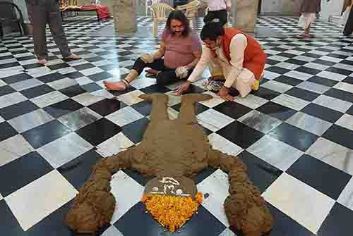 Annakut & Govardhan 2020 thumbnail image